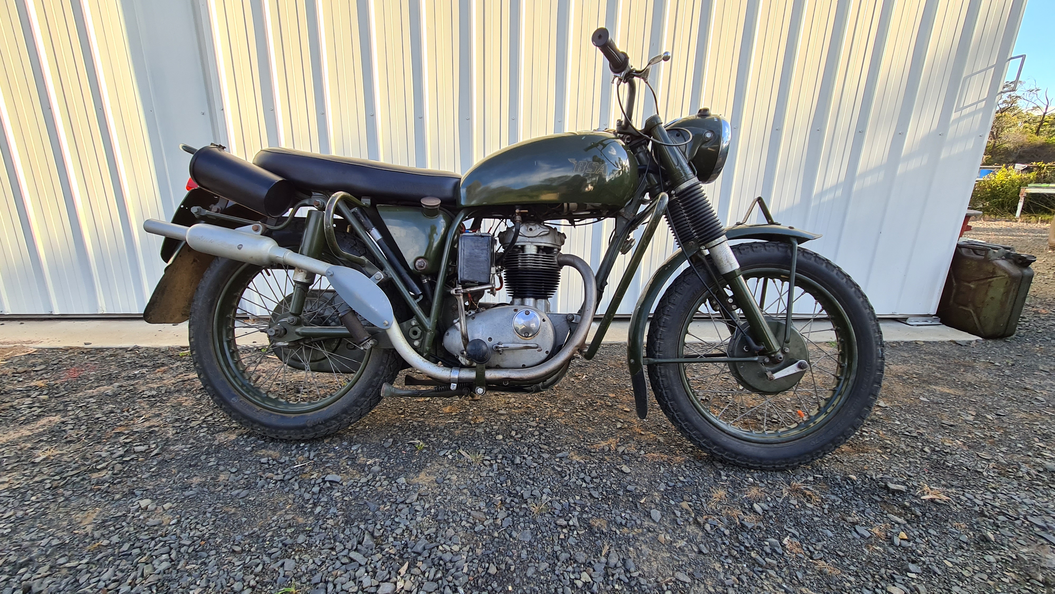 Get Bsa B40 Military For Sale Pictures