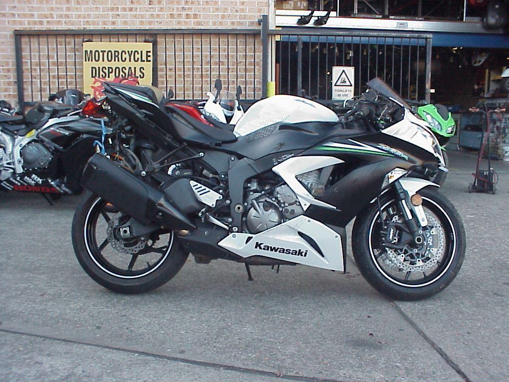 kawasaki zx6r 363